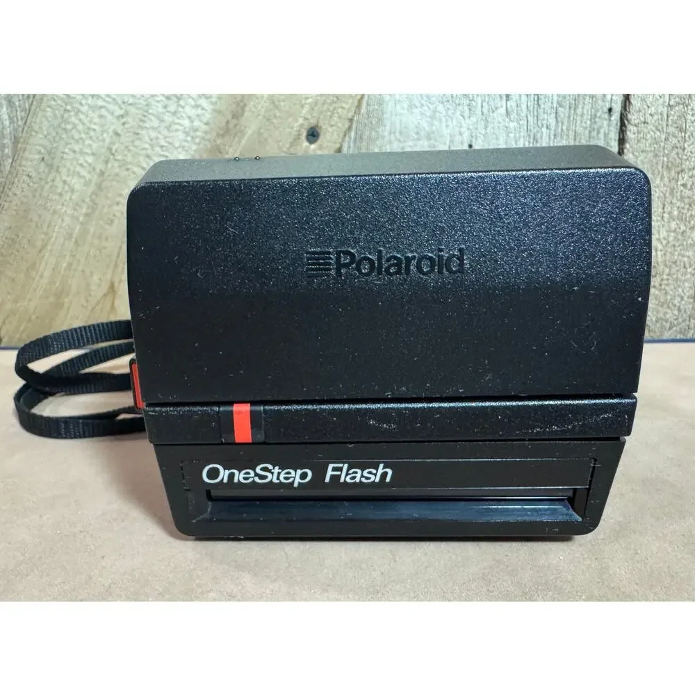 Polaroid One Step Flash 600 Strap Untested Film 600 Plus Instant Camera Picture